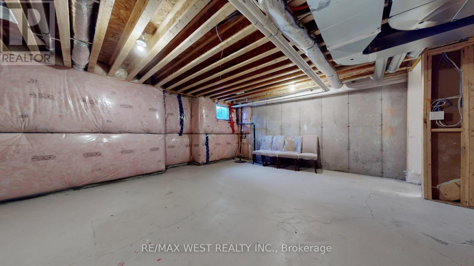 902 Sumac Crescent, Milton, ON - Indoor Photo Showing Basement
