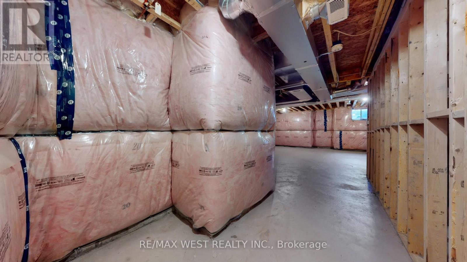 902 Sumac Crescent, Milton, ON - Indoor Photo Showing Basement
