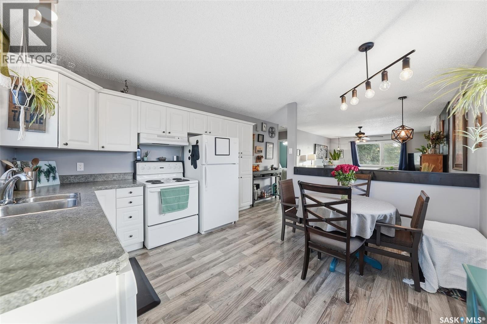 42 Macdowall Crescent, Prince Albert, SK - Indoor Photo Showing Other Room