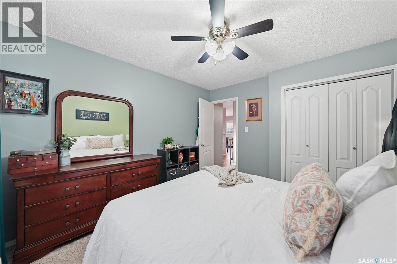 42 Macdowall Crescent, Prince Albert, SK - Indoor Photo Showing Bedroom