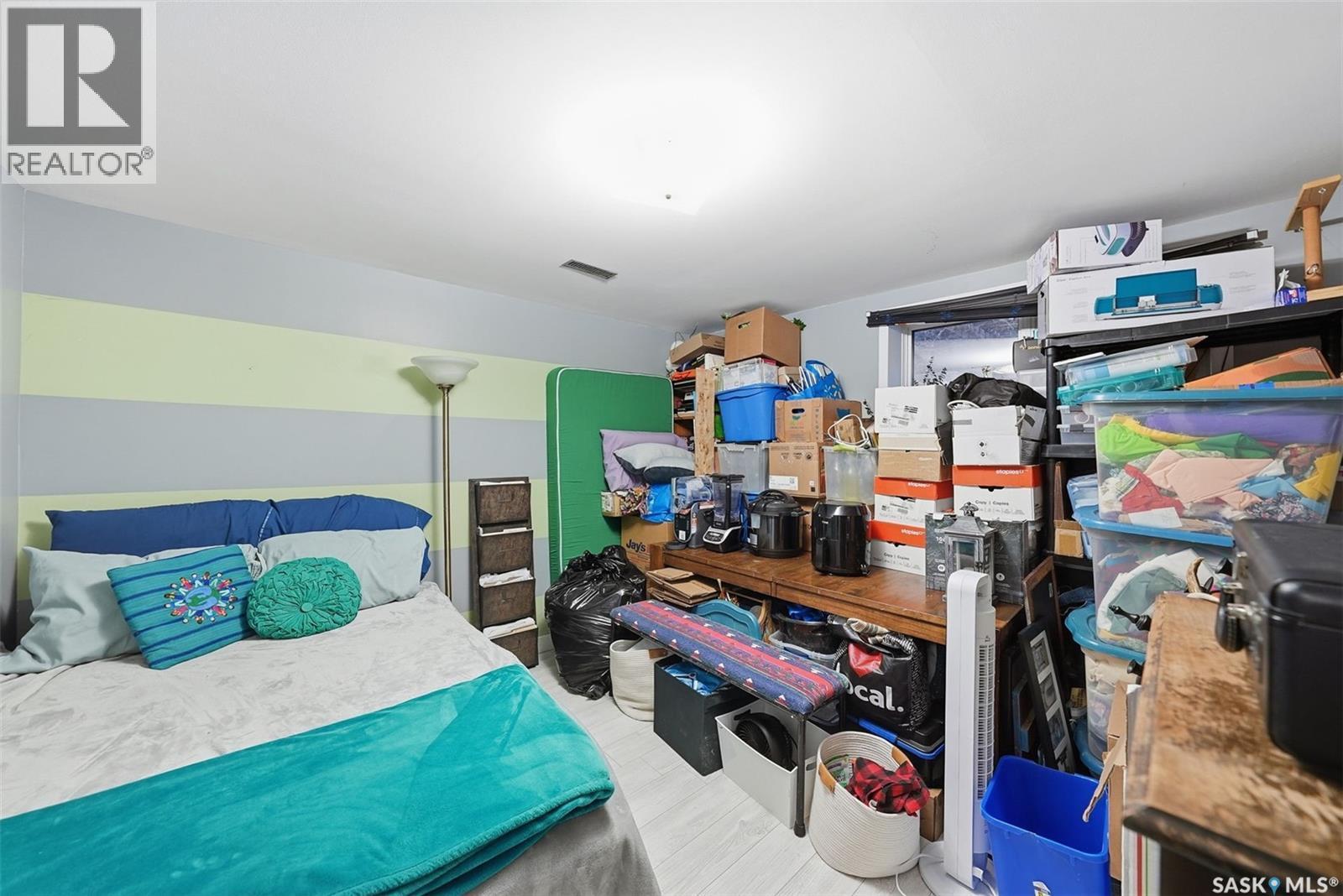 42 Macdowall Crescent, Prince Albert, SK - Indoor Photo Showing Bedroom