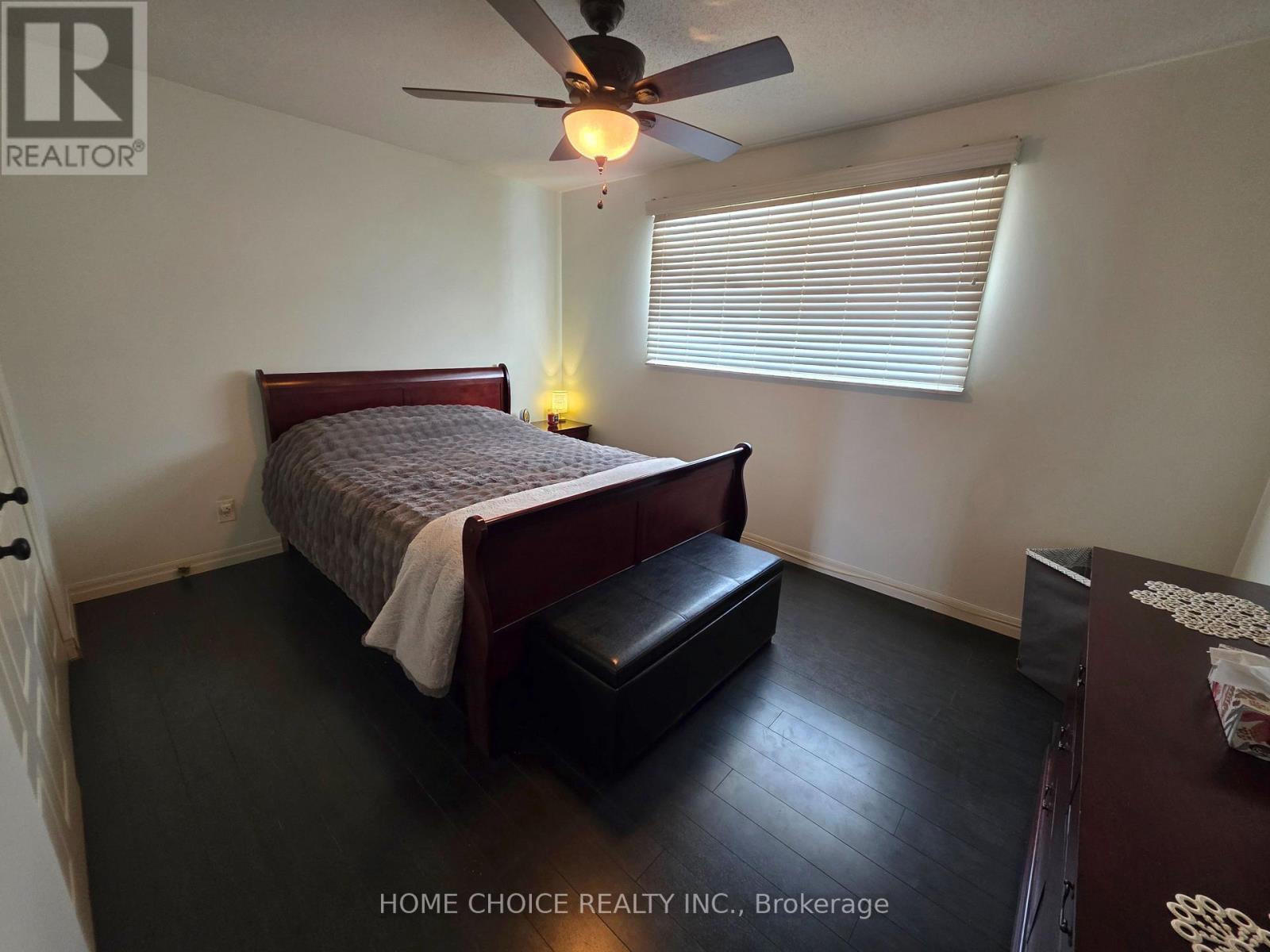 637 Pineridge Road, Waterloo, ON - Indoor Photo Showing Bedroom