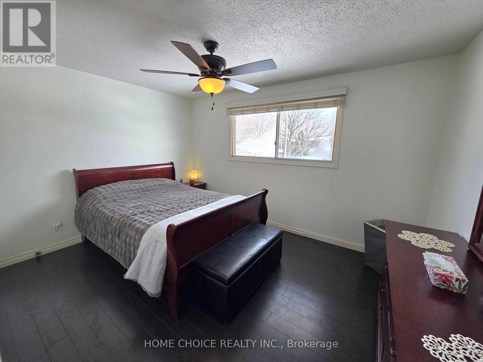 637 Pineridge Road, Waterloo, ON - Indoor Photo Showing Bedroom
