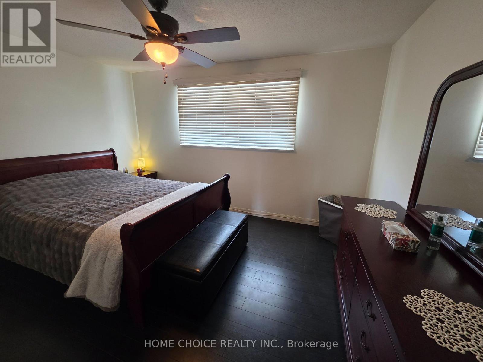 637 Pineridge Road, Waterloo, ON - Indoor Photo Showing Bedroom