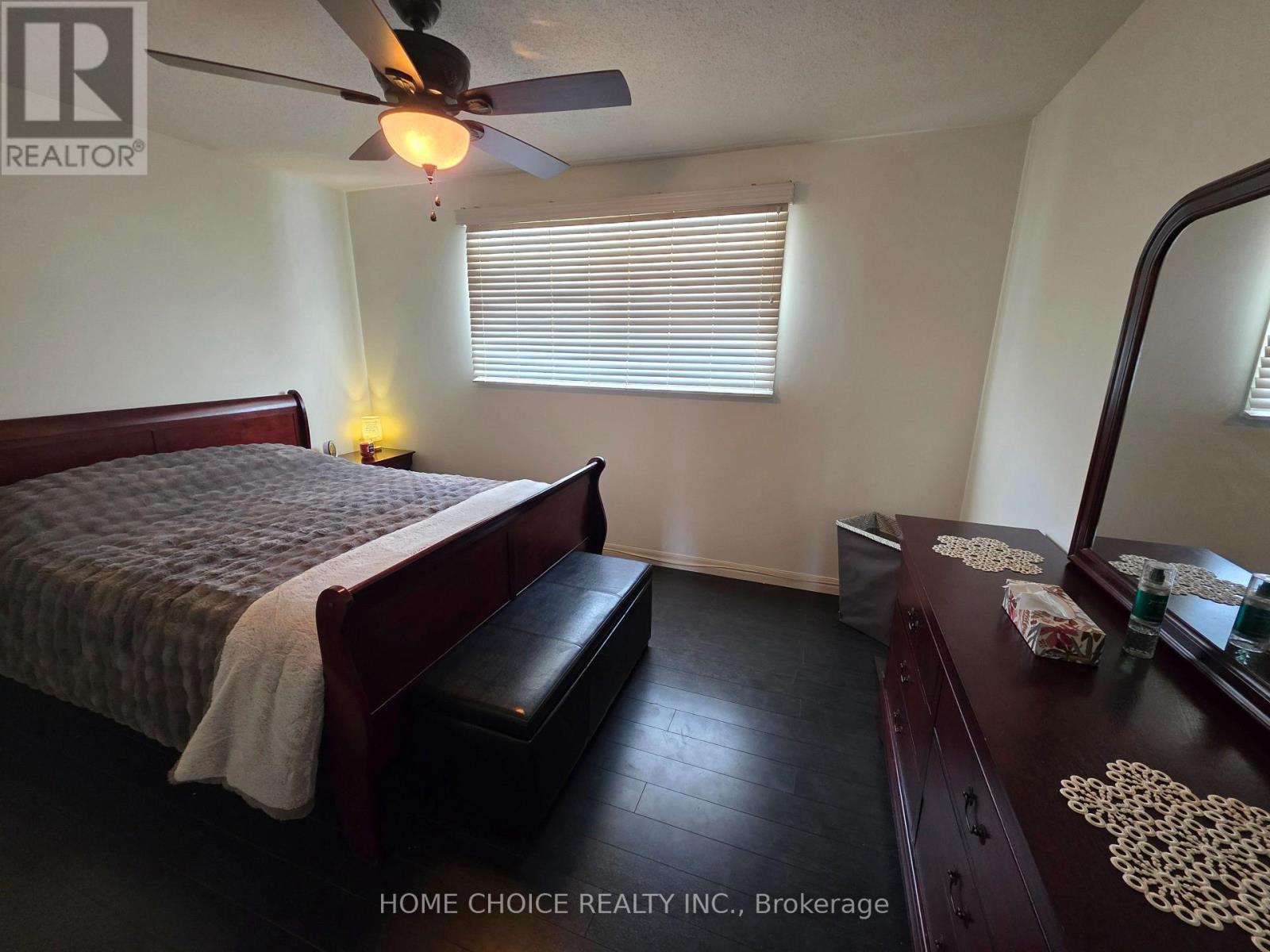 637 Pineridge Road, Waterloo, ON - Indoor Photo Showing Bedroom