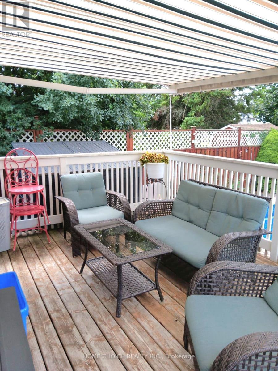 637 Pineridge Road, Waterloo, ON - Outdoor With Deck Patio Veranda With Exterior