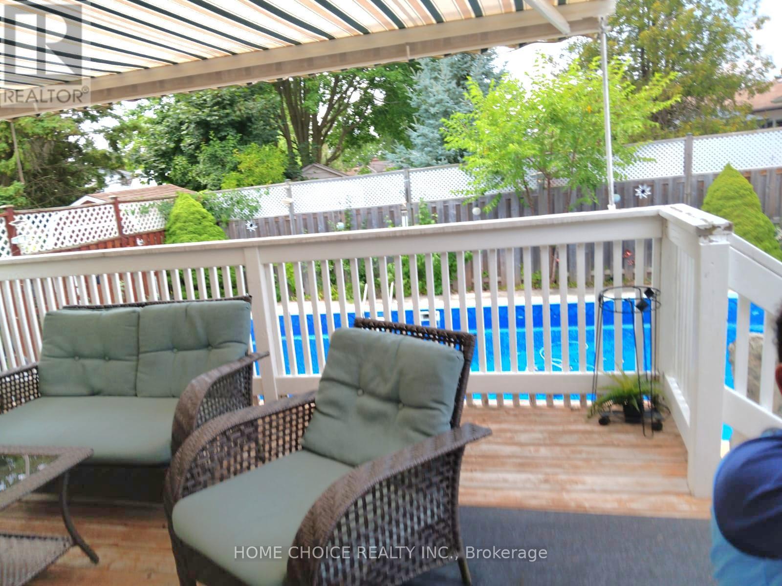637 Pineridge Road, Waterloo, ON - Outdoor With Deck Patio Veranda With Exterior
