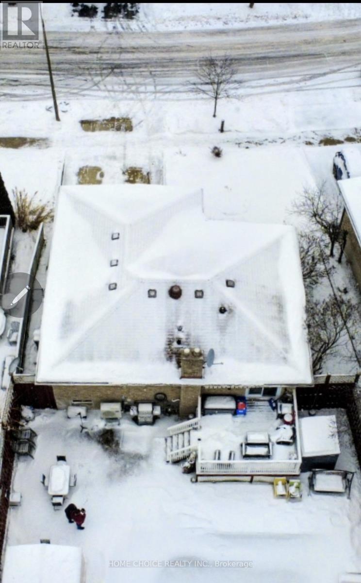 637 Pineridge Road, Waterloo, ON - With View