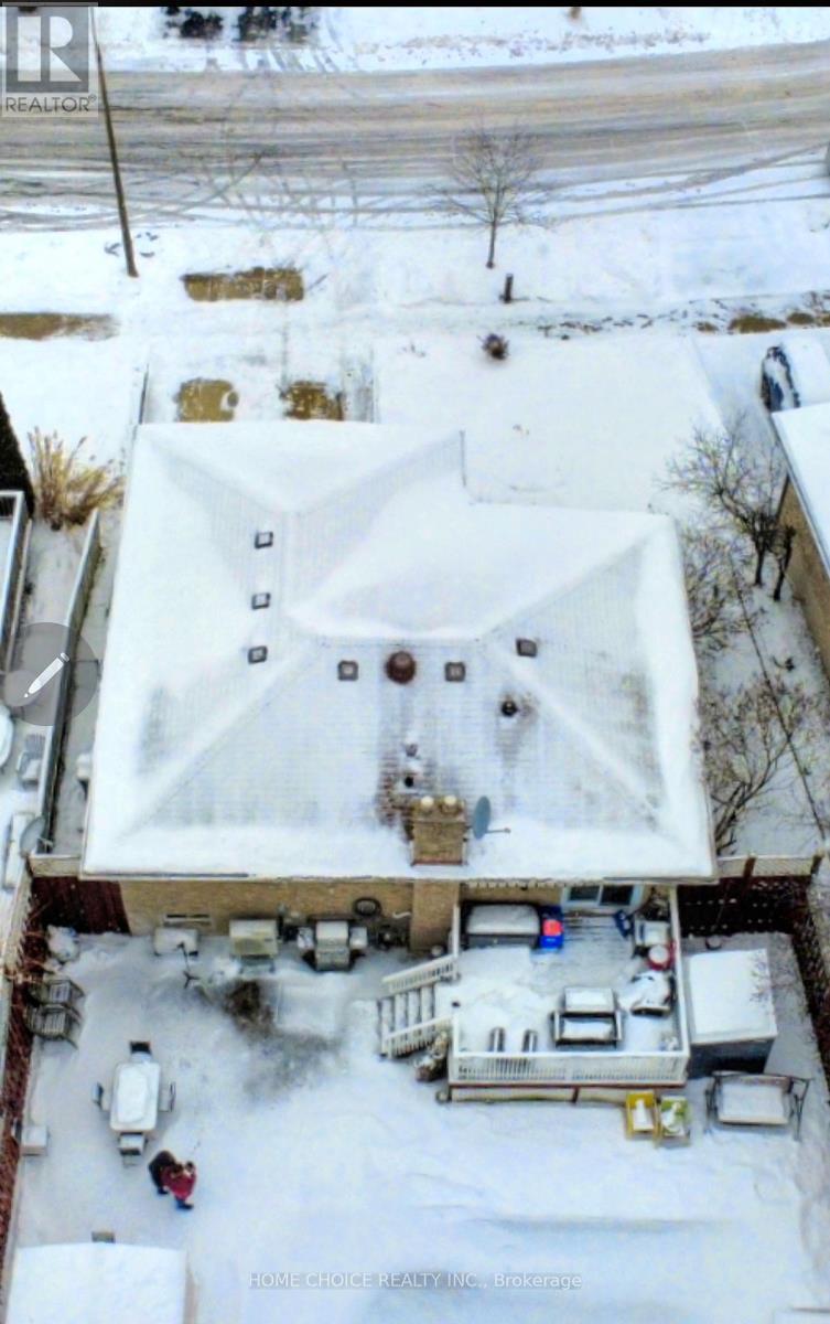 637 Pineridge Road, Waterloo, ON - Outdoor With View