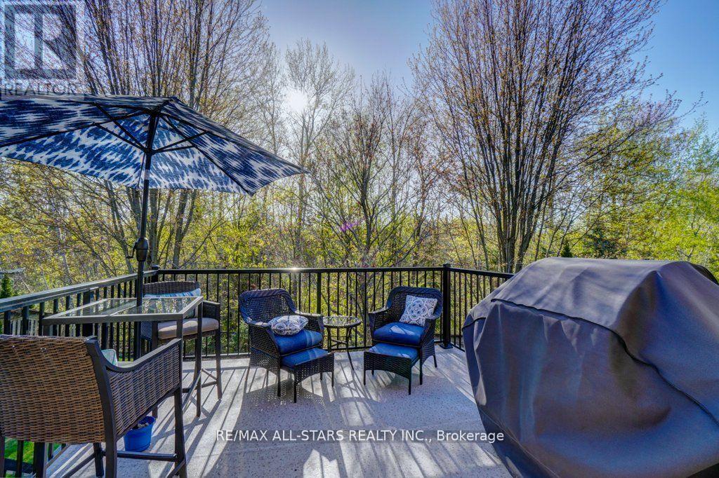 64 Button Crescent, Uxbridge, ON - Outdoor With Deck Patio Veranda