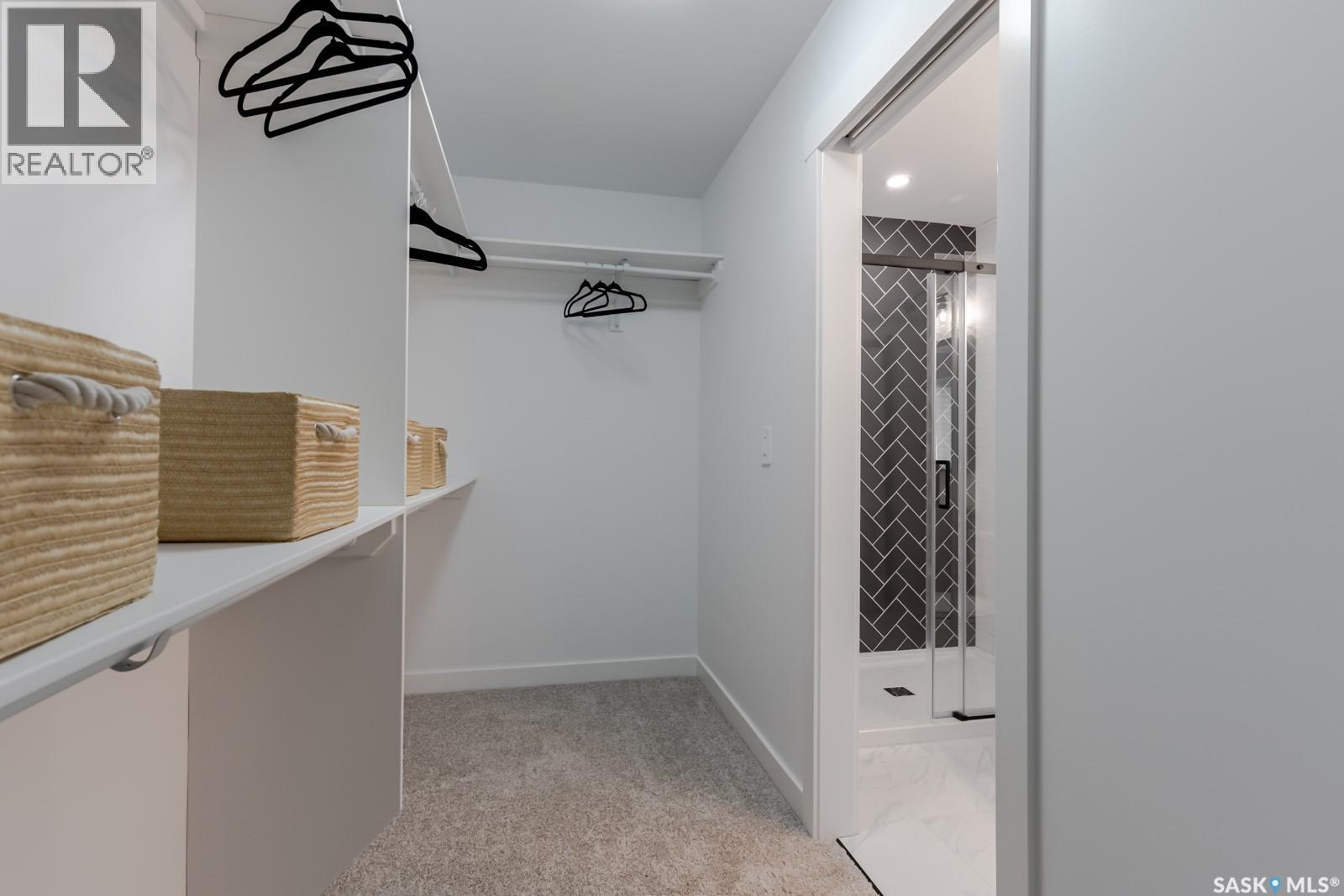 421 Traeger Close, Saskatoon, SK - Indoor Photo Showing Other Room