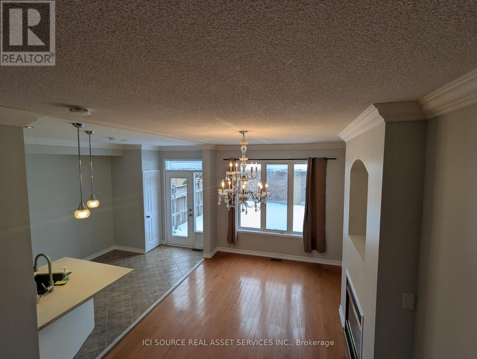 77 Rainbow Valley Crescent, Markham, ON - Indoor Photo Showing Other Room