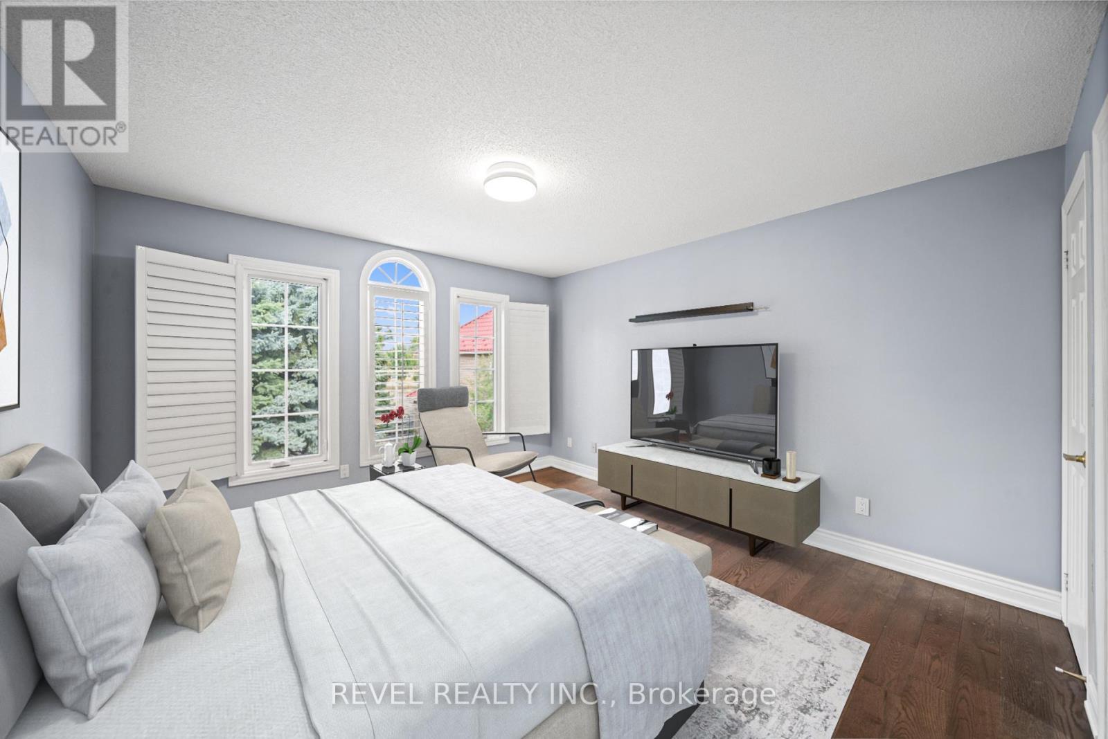 3723 Trelawny Circle, Mississauga, ON - Indoor Photo Showing Bedroom