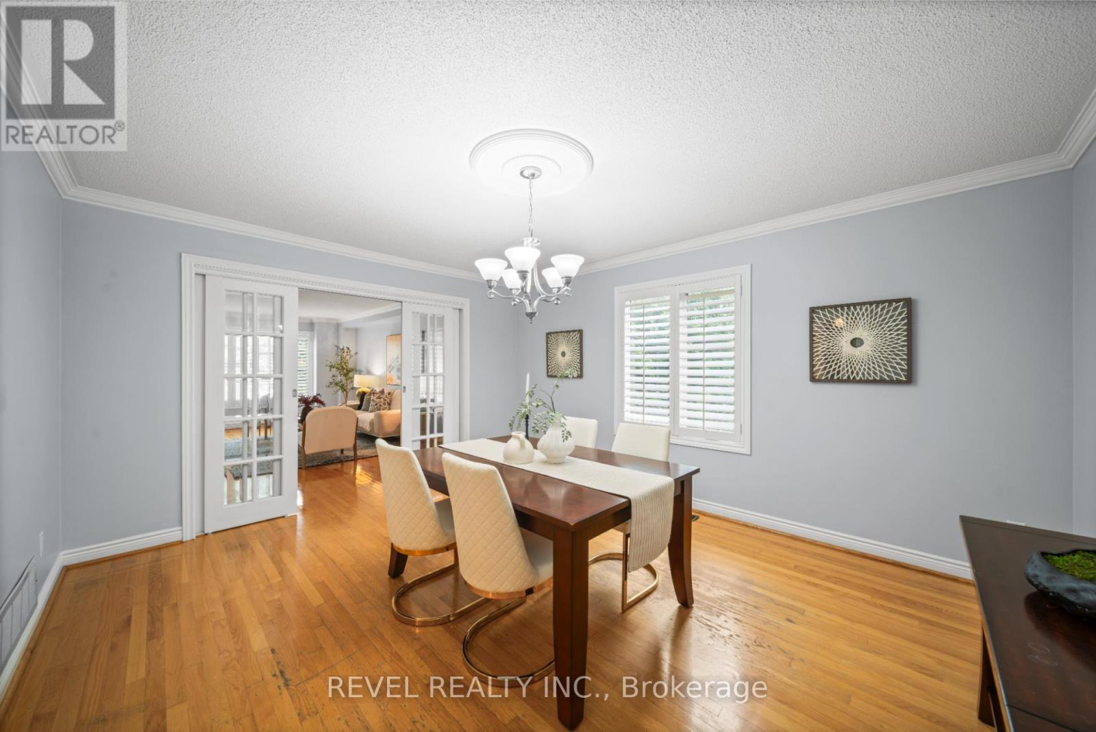 3723 Trelawny Circle, Mississauga, ON - Indoor Photo Showing Dining Room