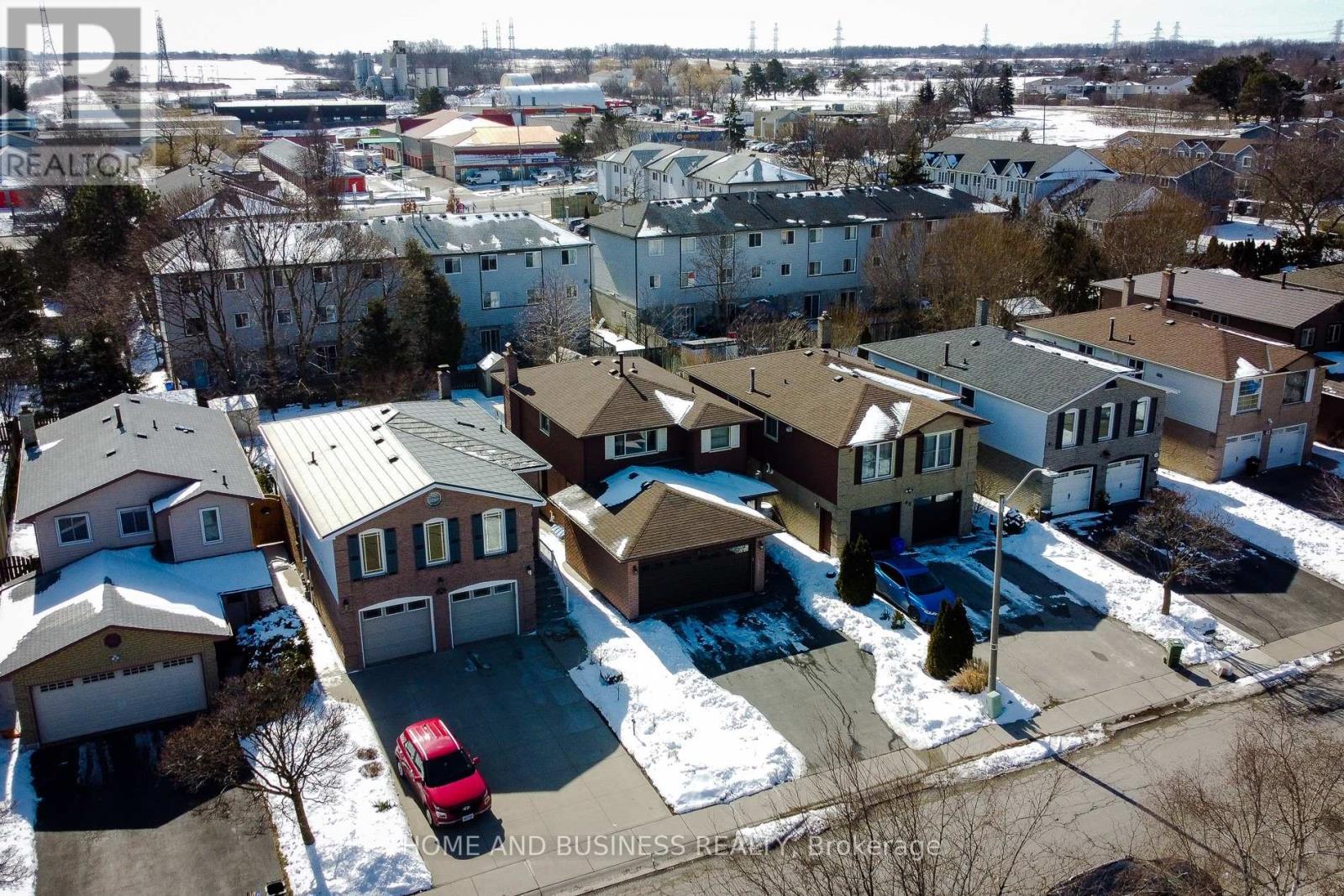 50 Everest Street, Hamilton, ON - Outdoor