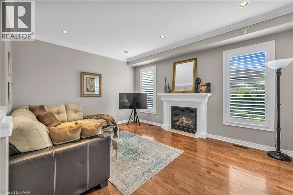 38 Sunbeam Drive, Hamilton, ON - Indoor Photo Showing Living Room With Fireplace