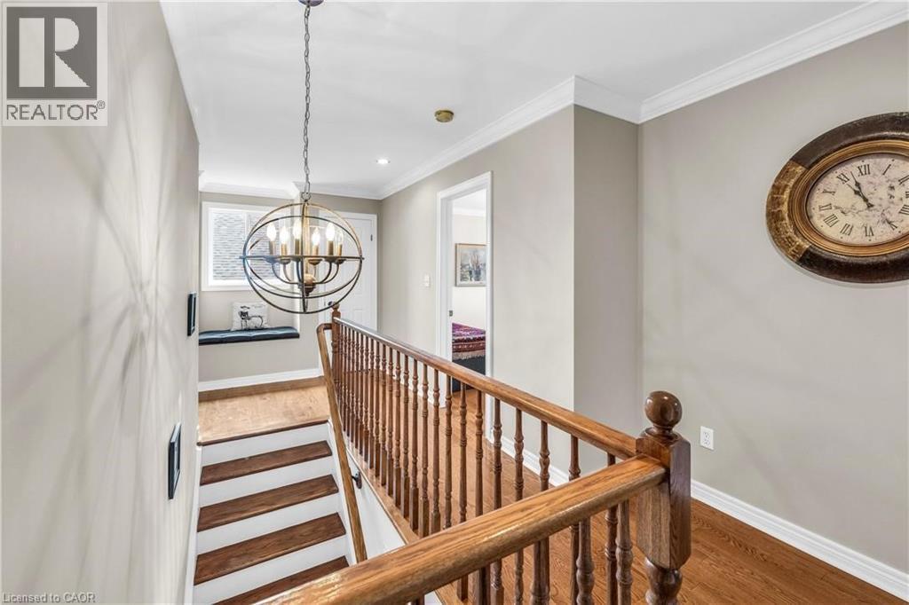 38 Sunbeam Drive, Hamilton, ON - Indoor Photo Showing Other Room