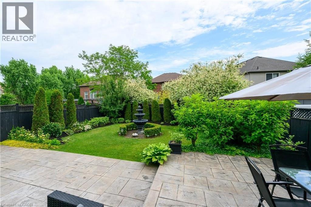 38 Sunbeam Drive, Hamilton, ON - Outdoor