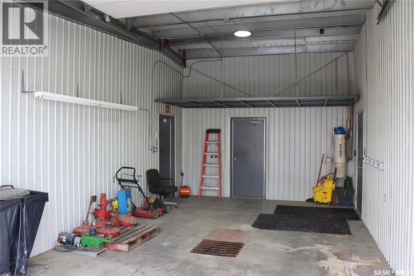 110 King Street, Estevan, SK