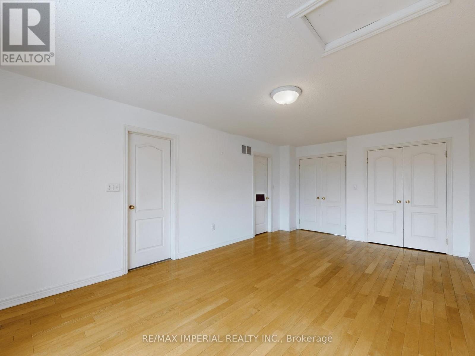 25 Ruby Crescent, Richmond Hill, ON - Indoor Photo Showing Other Room