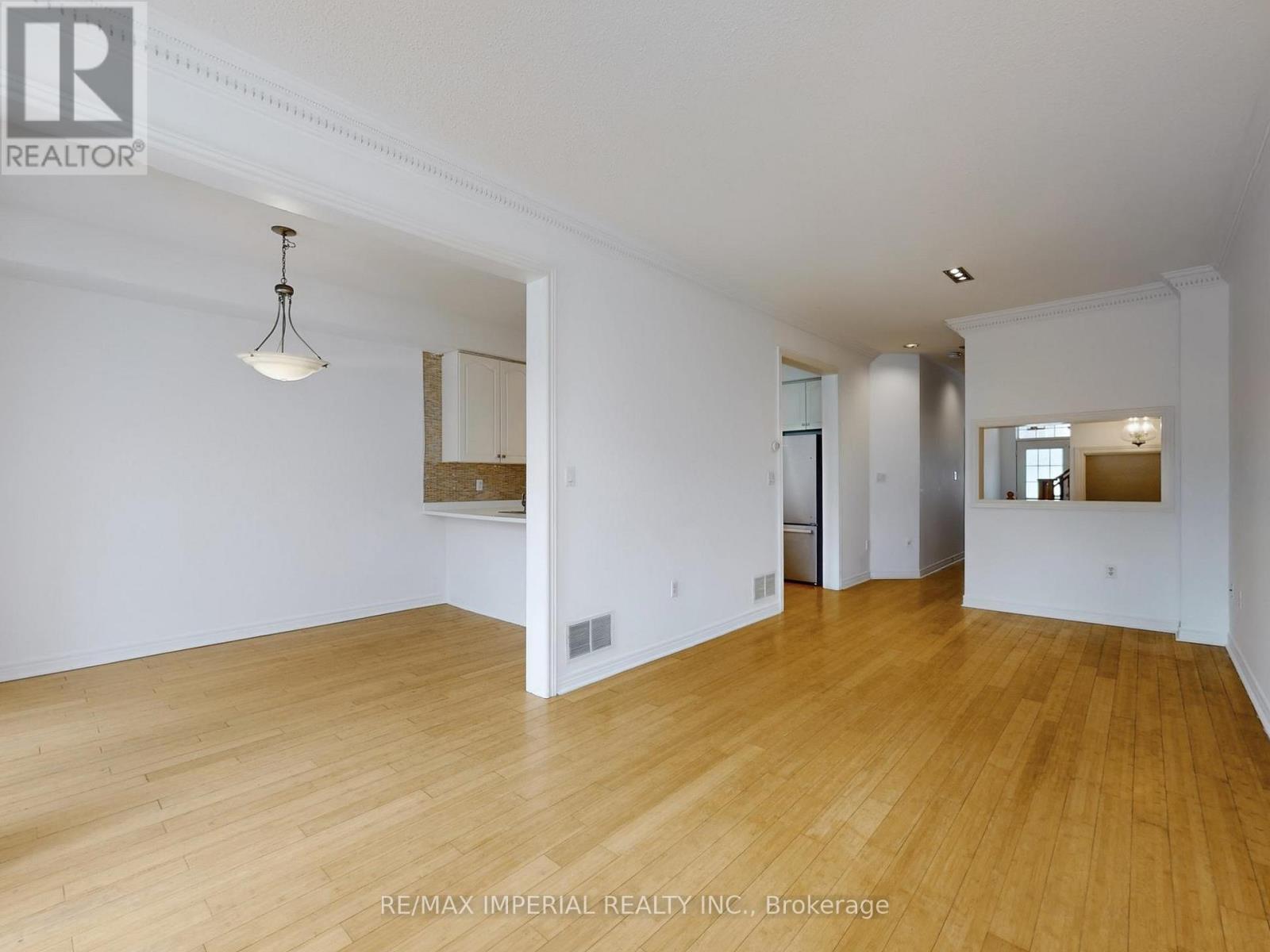 25 Ruby Crescent, Richmond Hill, ON - Indoor