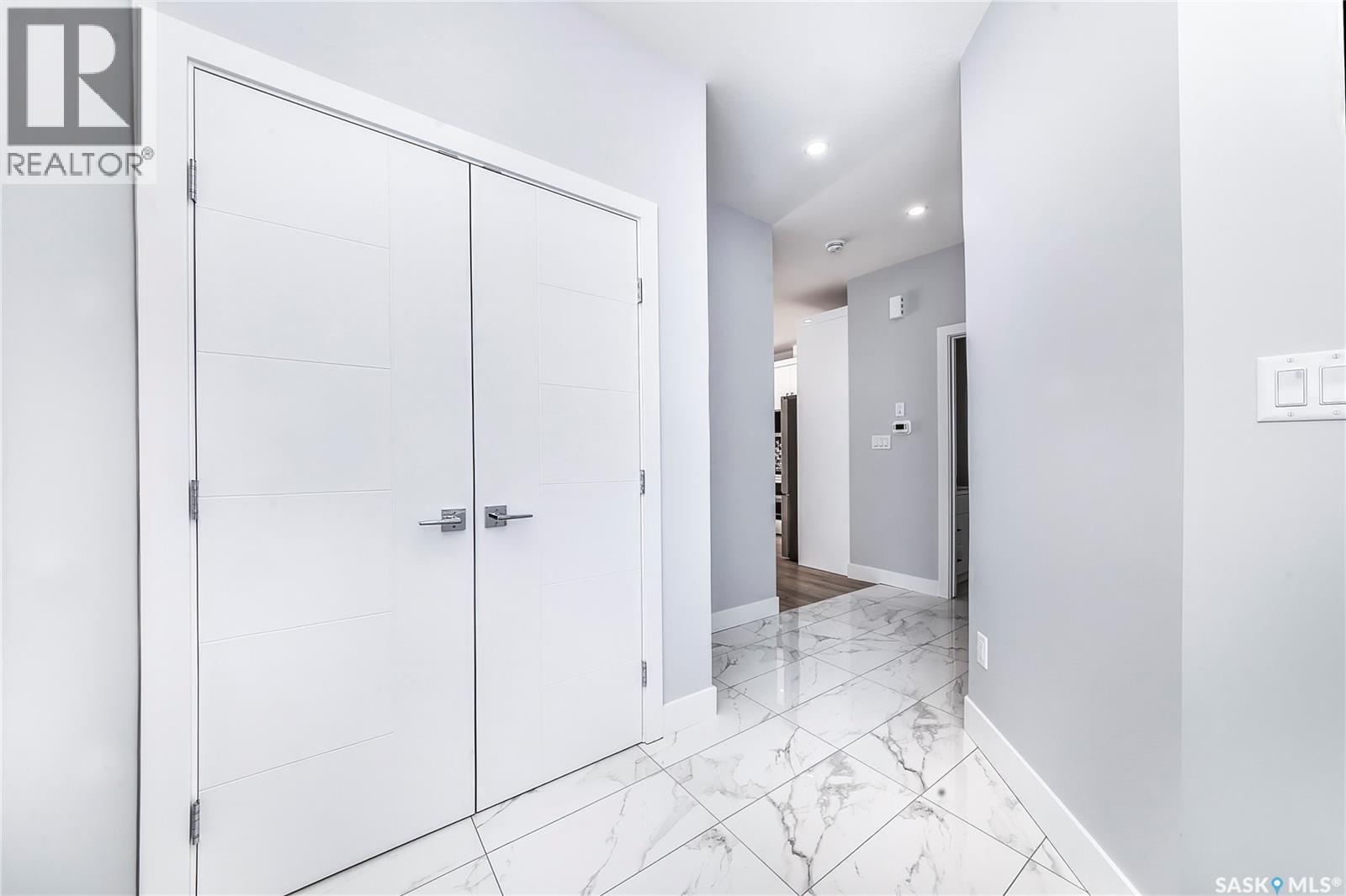 523 Sharma Crescent, Saskatoon, SK - Indoor Photo Showing Other Room