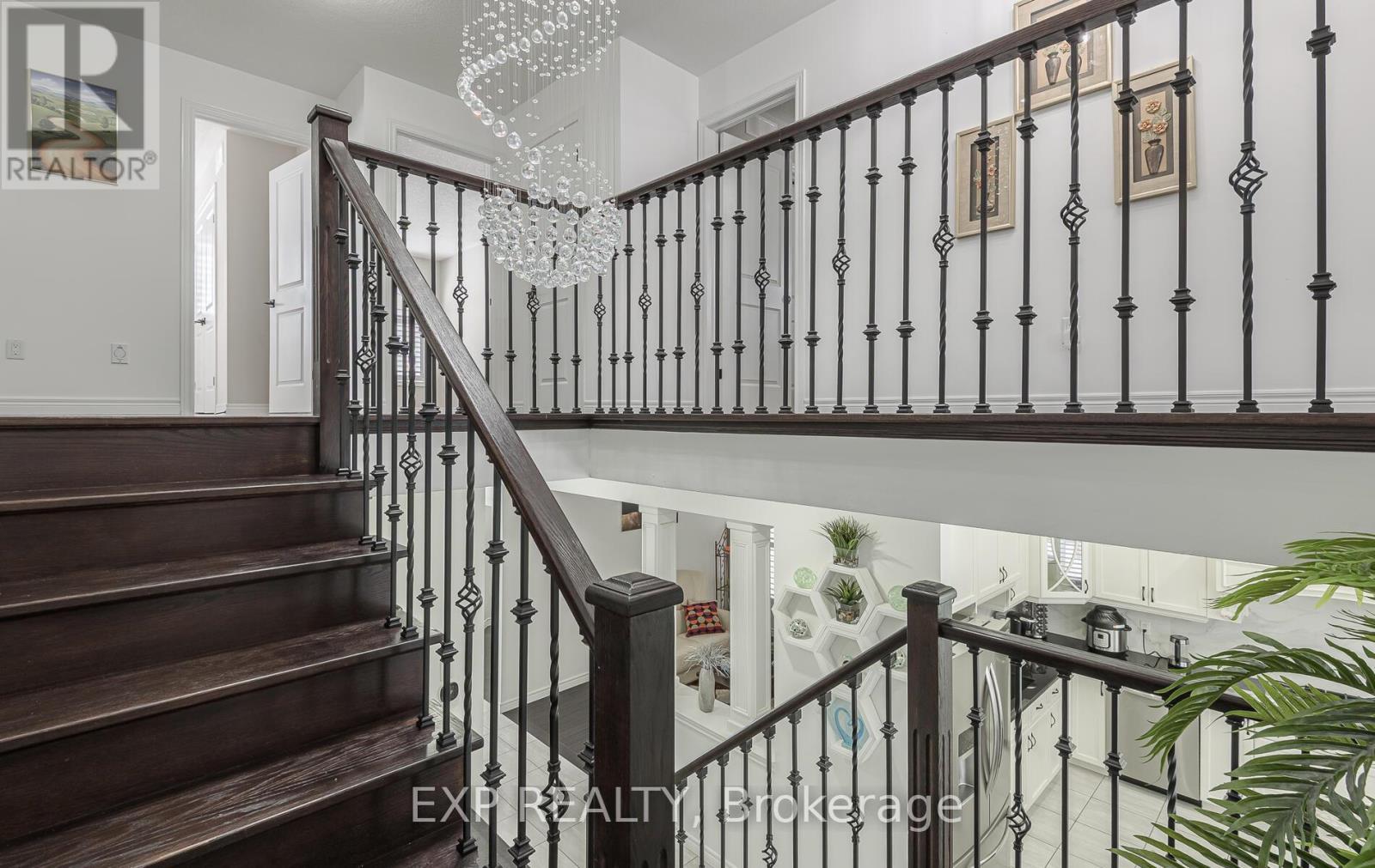 228 Greti Drive, Hamilton, ON - Indoor Photo Showing Other Room