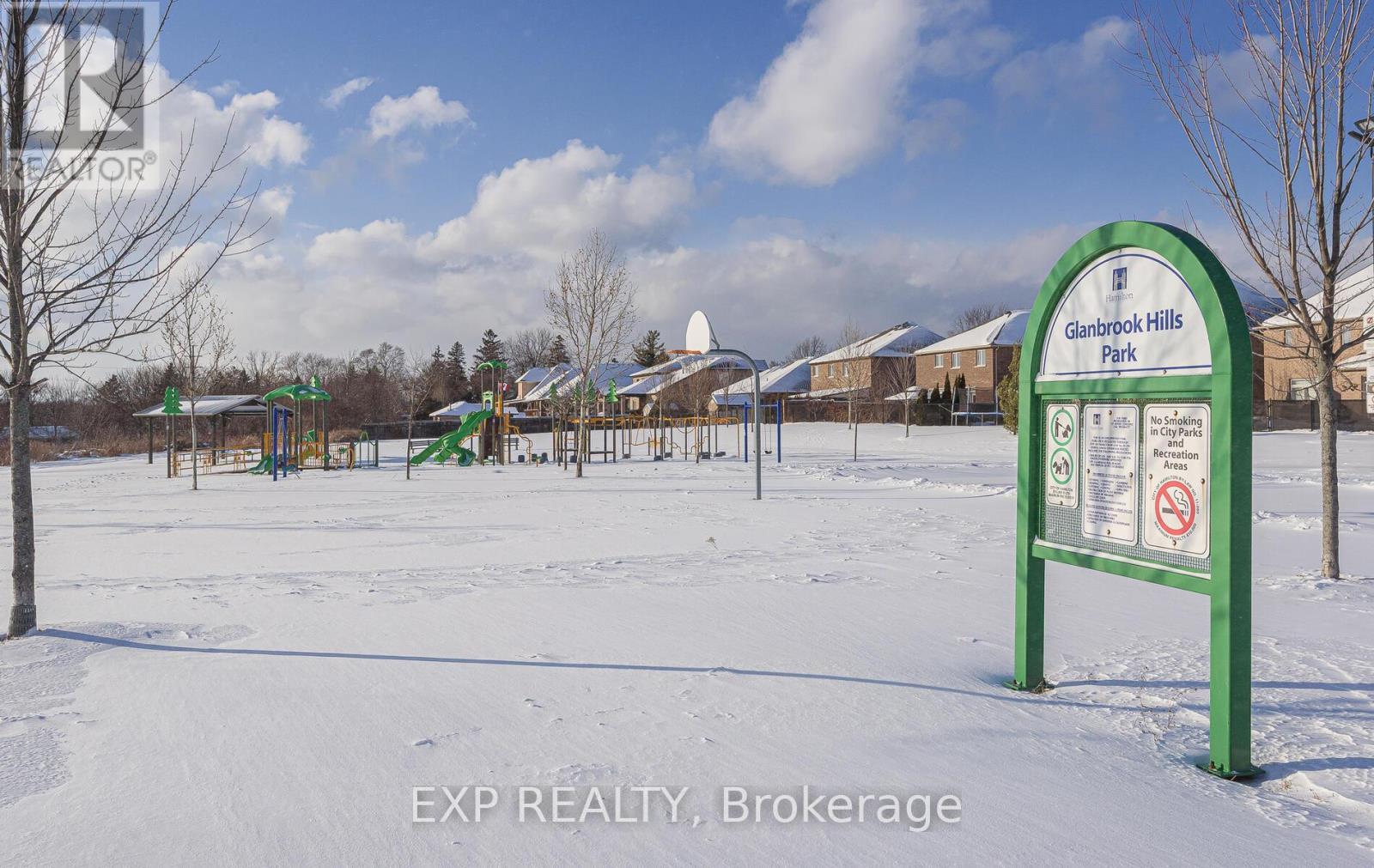 228 Greti Drive, Hamilton, ON - Outdoor