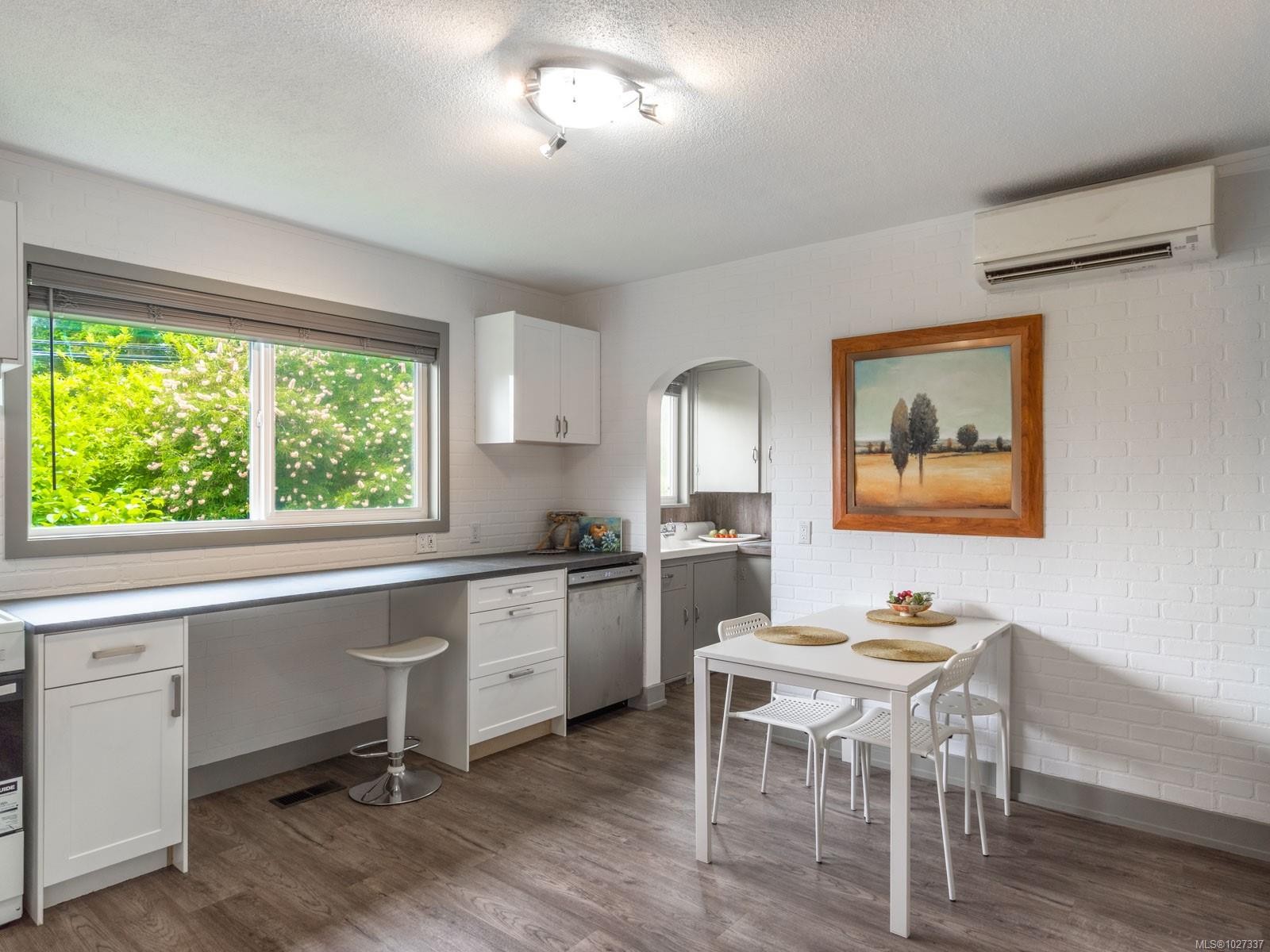 7261 Lantzville Rd, Lantzville, BC
