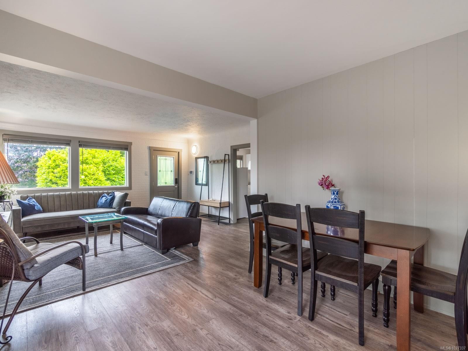7261 Lantzville Rd, Lantzville, BC