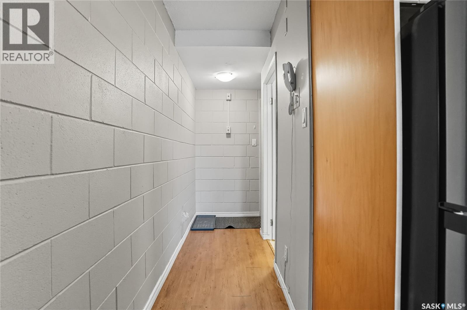 2A 833 B Avenue, Saskatoon, SK - Indoor Photo Showing Other Room