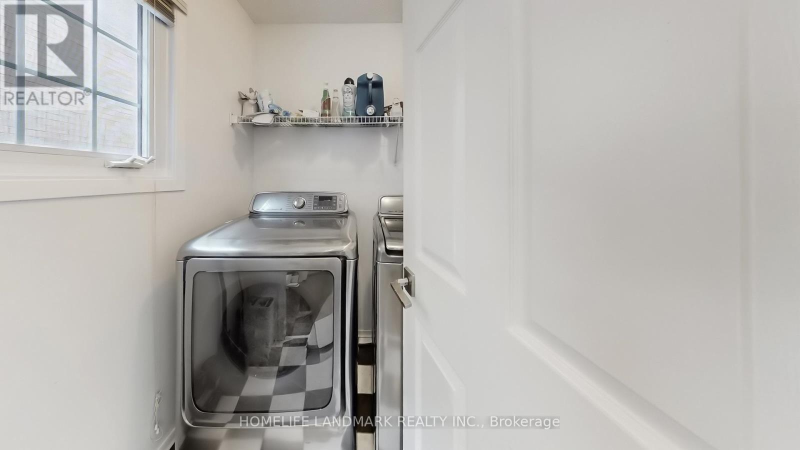 81 Stirling Crescent, Markham, ON - Indoor Photo Showing Laundry Room