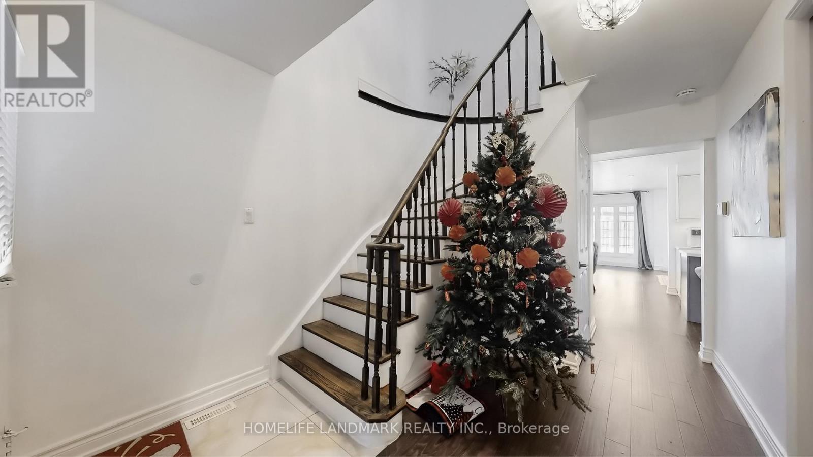 81 Stirling Crescent, Markham, ON - Indoor Photo Showing Other Room