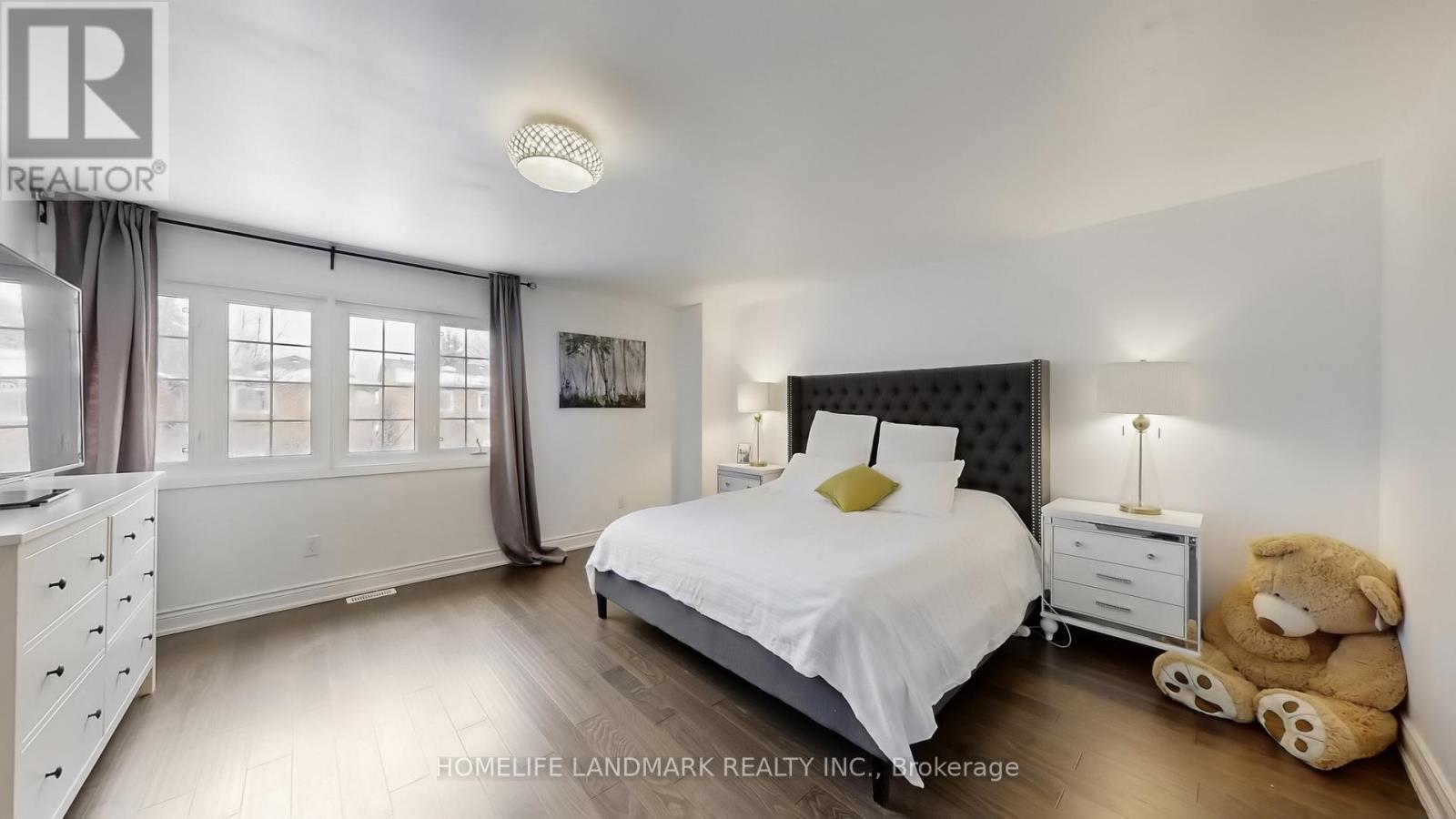 81 Stirling Crescent, Markham, ON - Indoor Photo Showing Bedroom