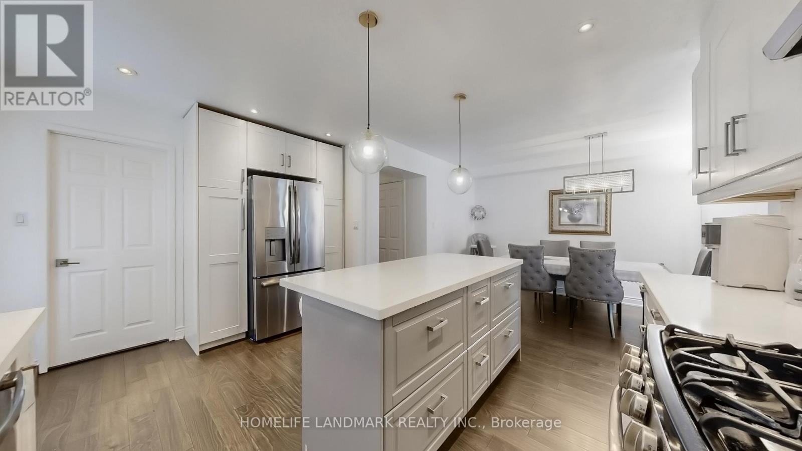 81 Stirling Crescent, Markham, ON - Indoor Photo Showing Kitchen