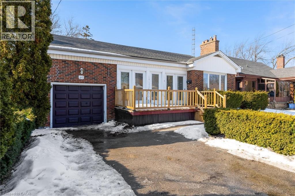 40 West 3Rd Street, Hamilton, ON - Outdoor With Deck Patio Veranda