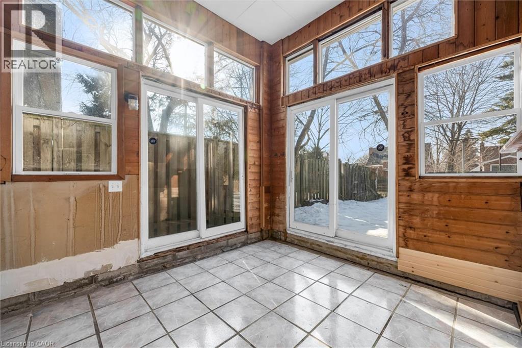 40 West 3Rd Street, Hamilton, ON - Photo Showing Other Room