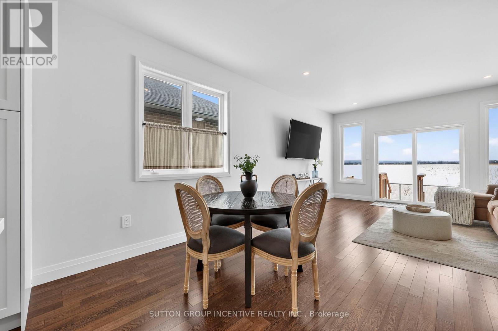 142 Ritchie Crescent, Springwater, ON - Indoor