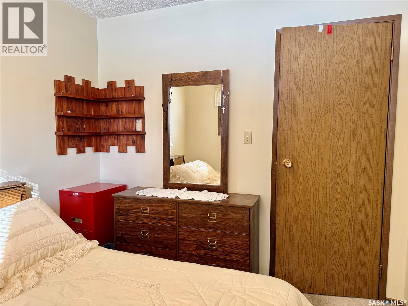 1107 Centennial Way, Humboldt, SK - Indoor Photo Showing Bedroom