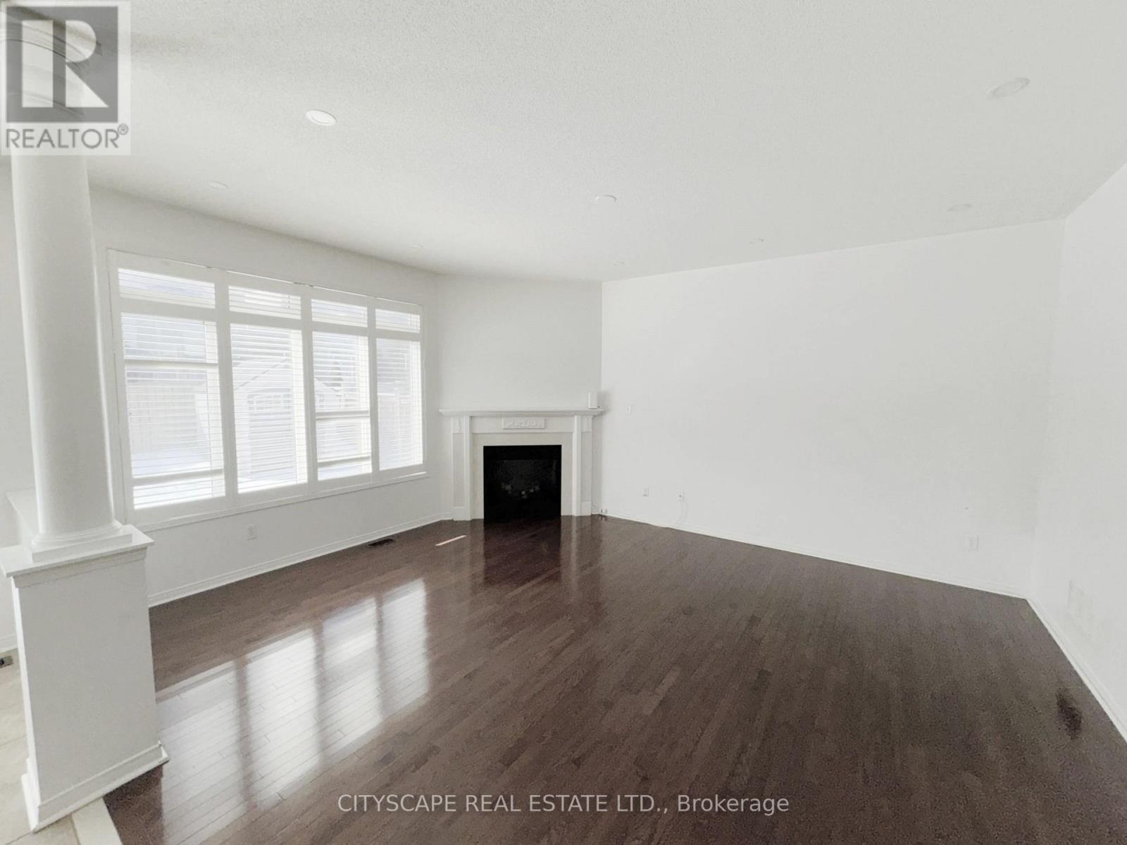 Family Room - 5476 Freshwater Drive, Mississauga, ON - Indoor Photo Showing Other Room With Fireplace