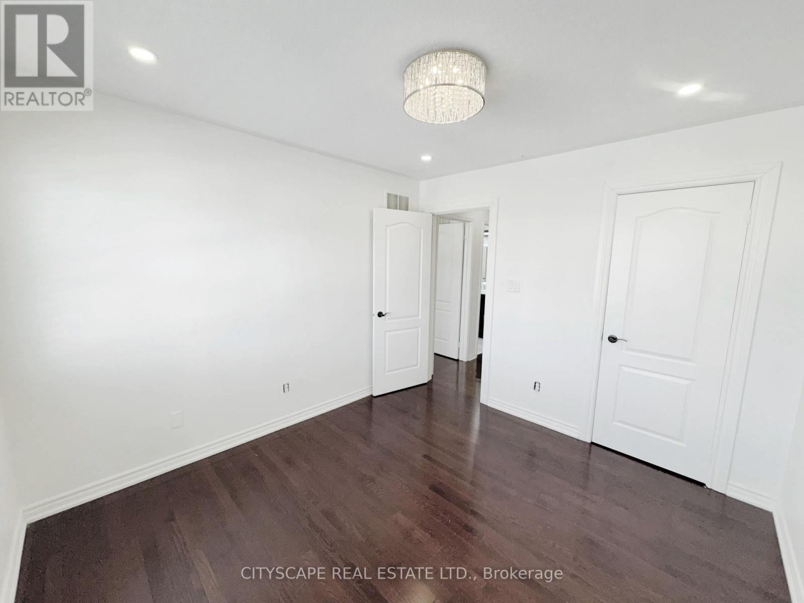 Bedroom #2 - 5476 Freshwater Drive, Mississauga, ON - Indoor Photo Showing Other Room