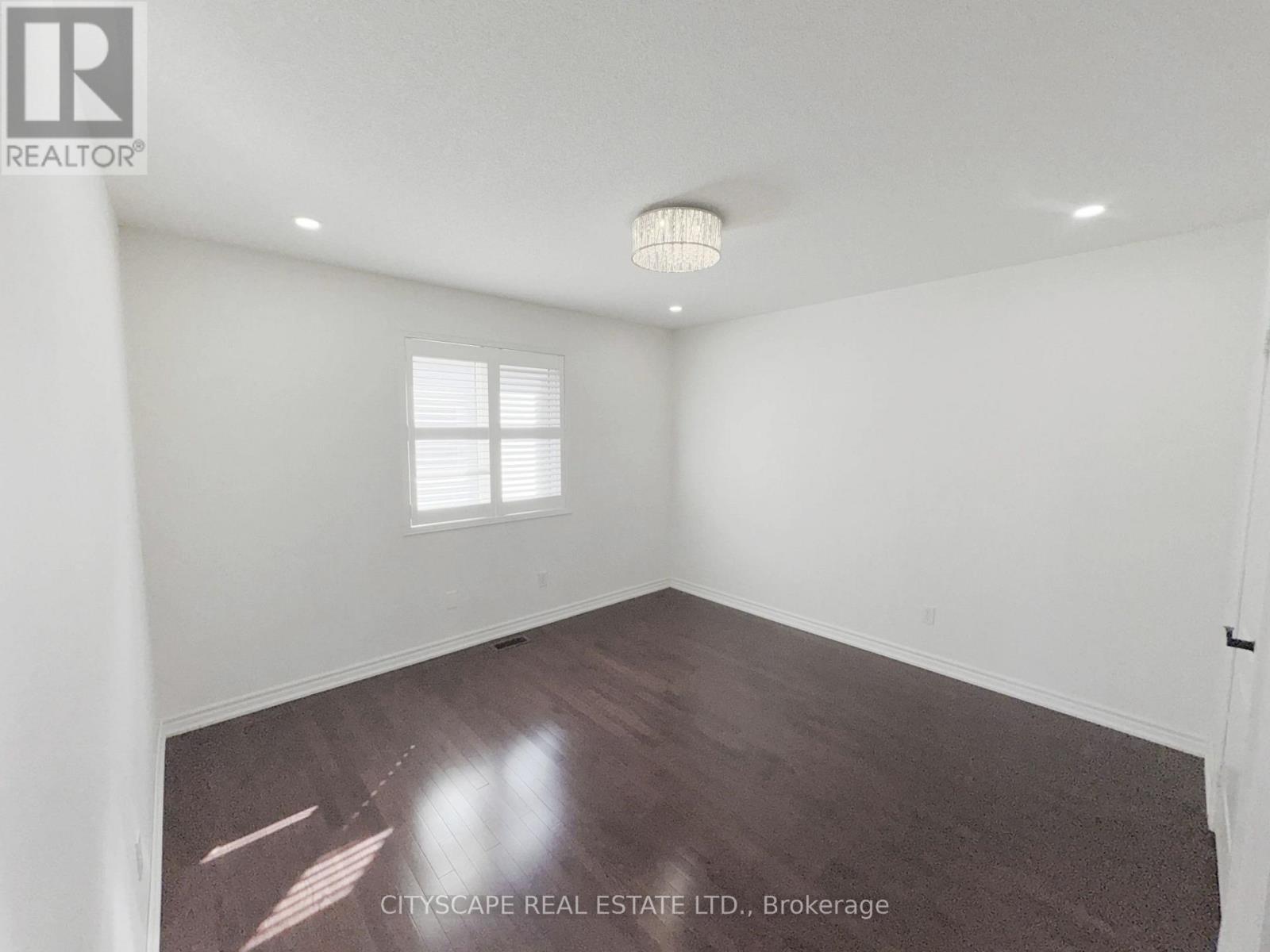 Bedroom #4 - 5476 Freshwater Drive, Mississauga, ON - Indoor Photo Showing Other Room