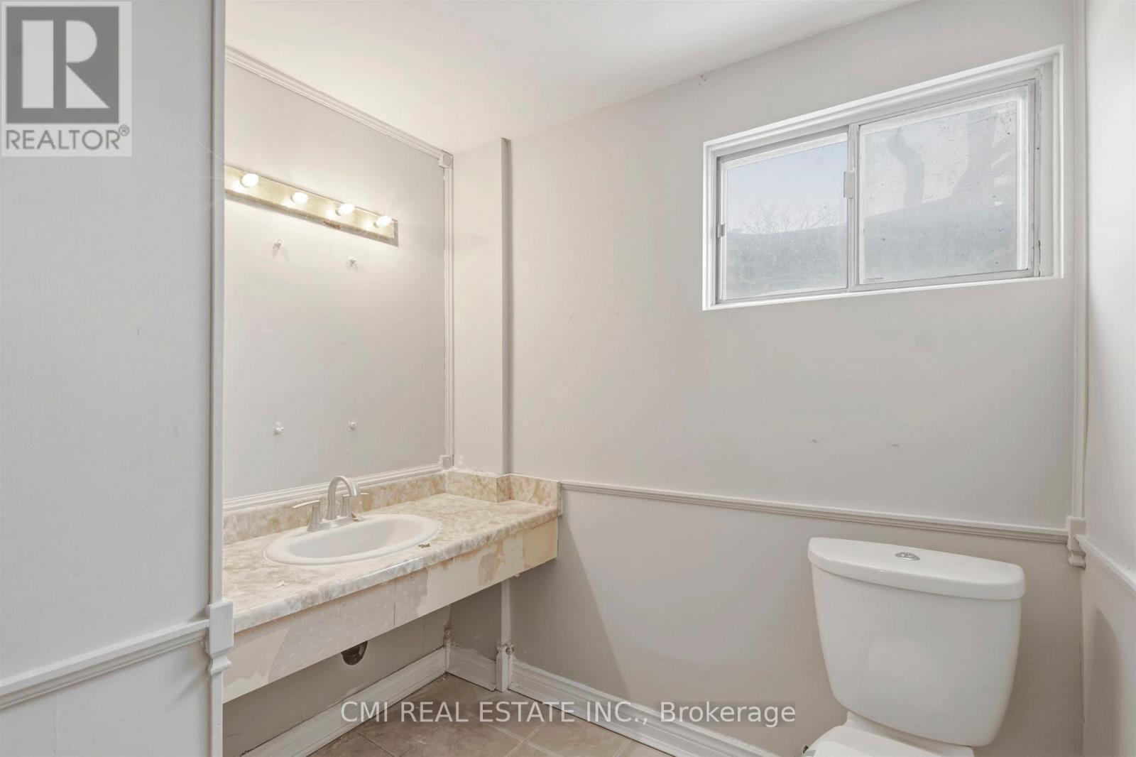 47 Carter Drive, Brampton, ON - Indoor Photo Showing Bathroom