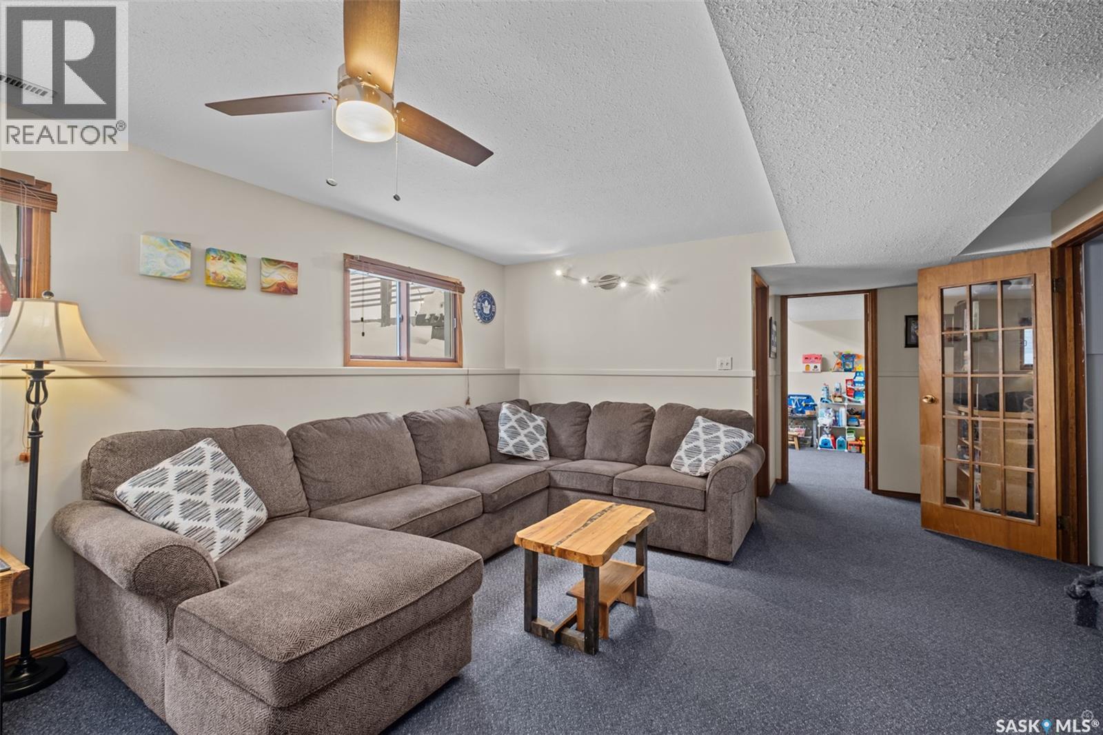 1723 Allbright Crescent, Prince Albert, SK - Indoor Photo Showing Living Room