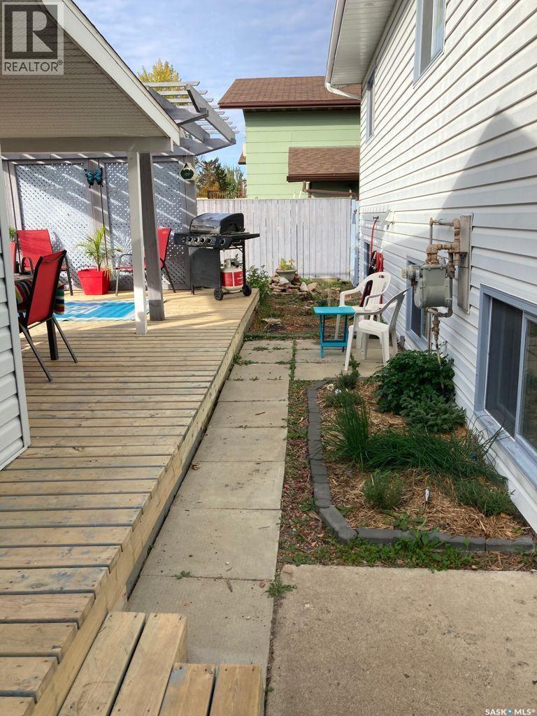 1723 Allbright Crescent, Prince Albert, SK - Outdoor With Deck Patio Veranda With Exterior