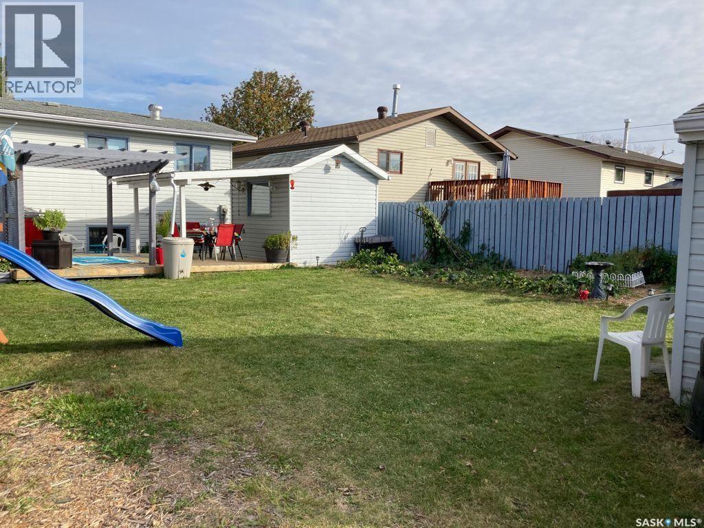 1723 Allbright Crescent, Prince Albert, SK - Outdoor