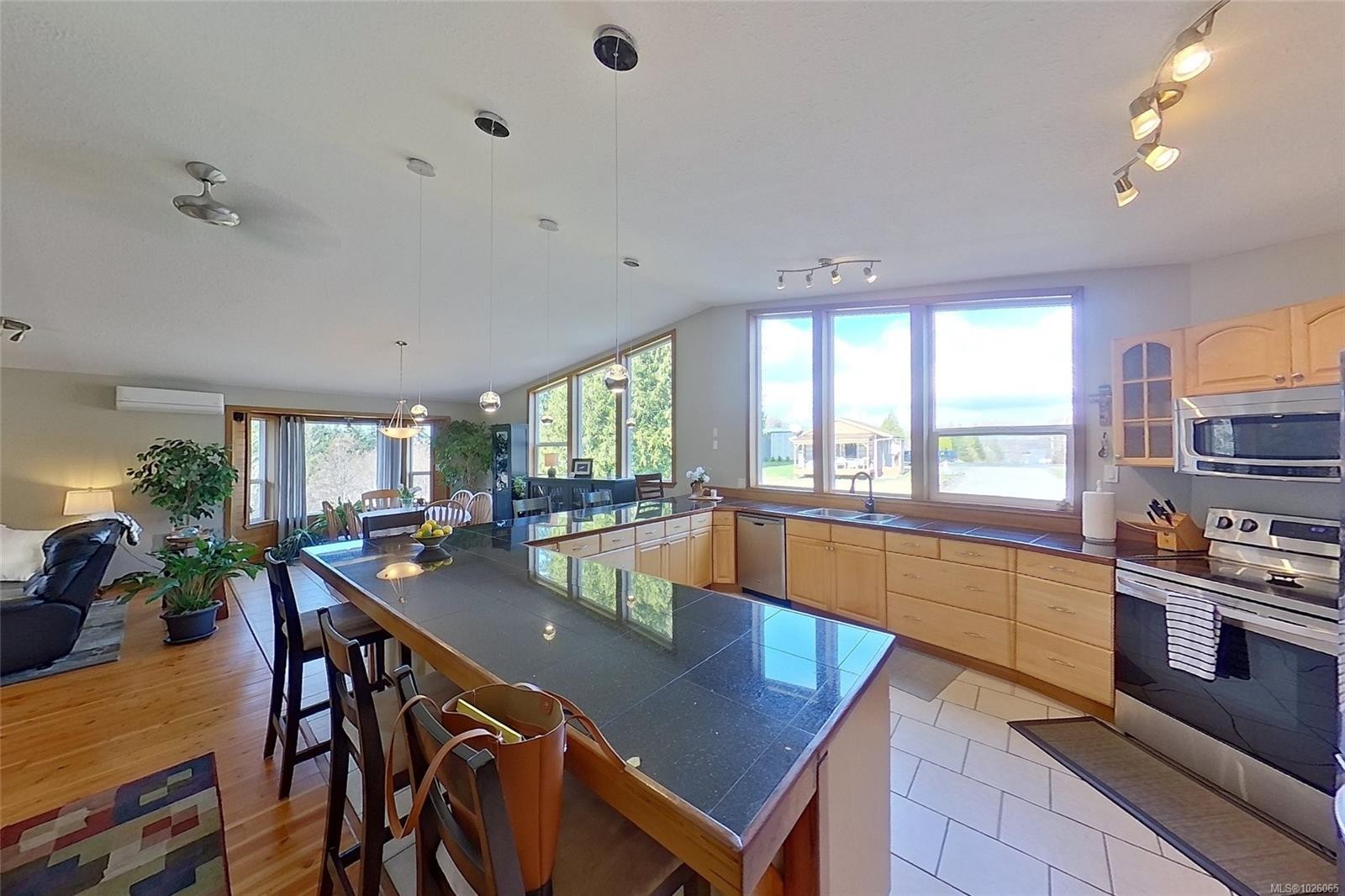 1101 Ewen Rd, Hyde Creek, BC