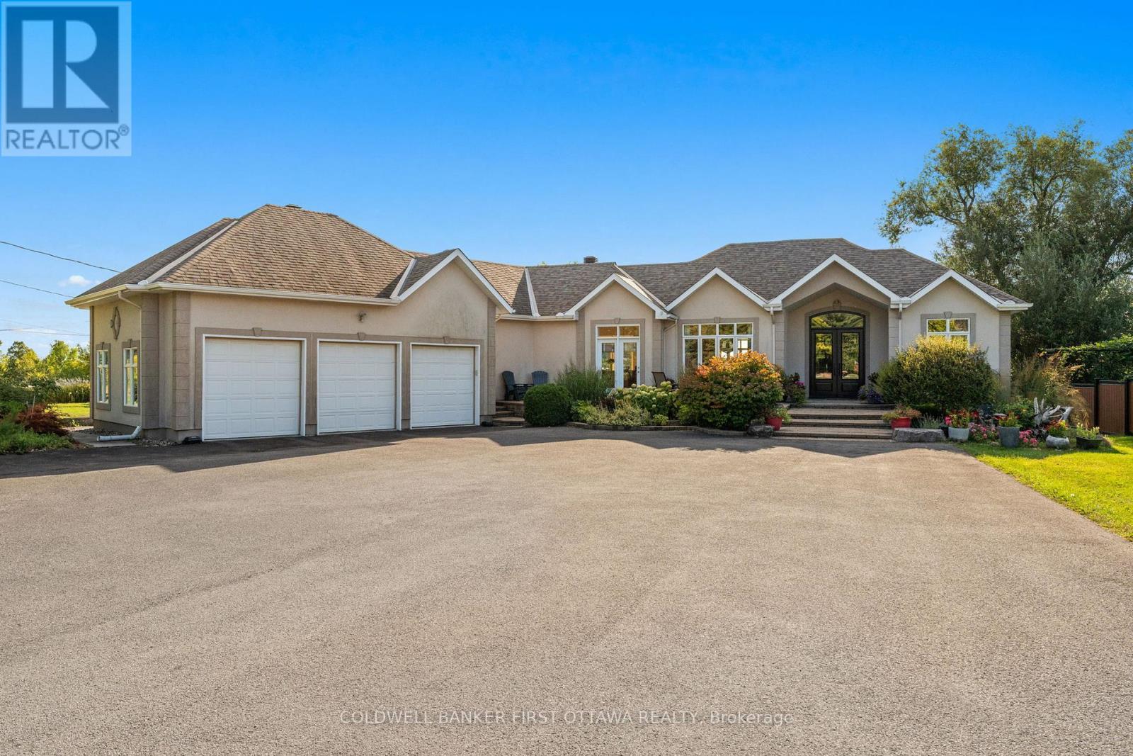 358 River Road, Ottawa, ON - Outdoor With Facade