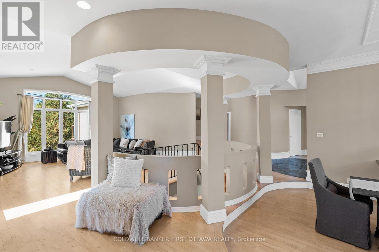 358 River Road, Ottawa, ON - Indoor