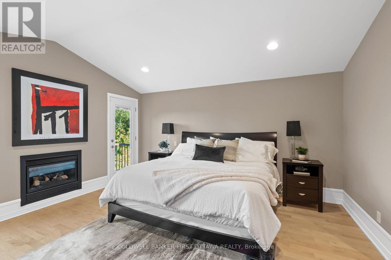 358 River Road, Ottawa, ON - Indoor Photo Showing Bedroom